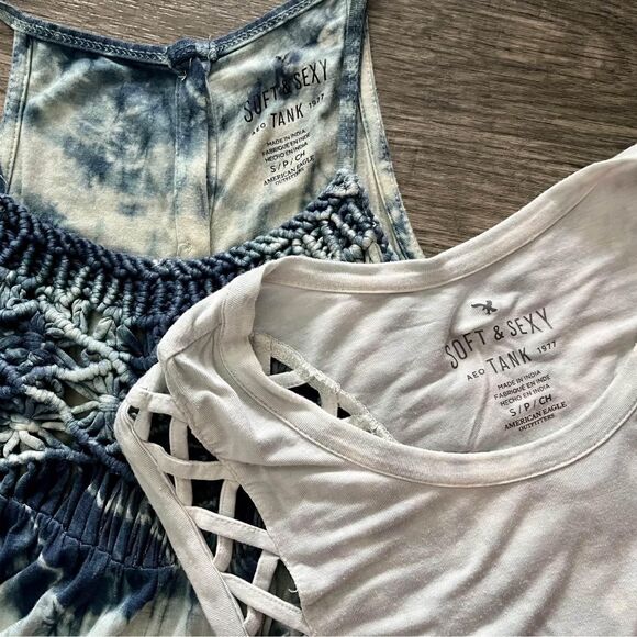 Lot Of 7 Womens Short Sleeve Shirts/Tanks Shirts American Eagle Lush Fila Small - Picture 2 of 10